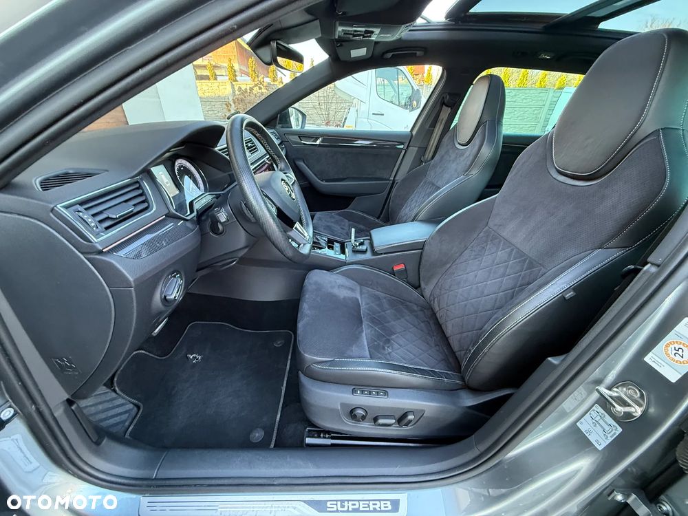 Skoda Superb Combi 2.0 TDI DSG SportLine - 7