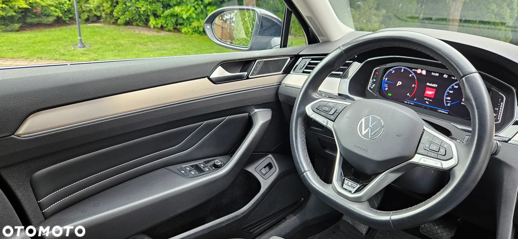 Volkswagen Passat Variant 2.0 TDI SCR DSG 4Motion Elegance - 27