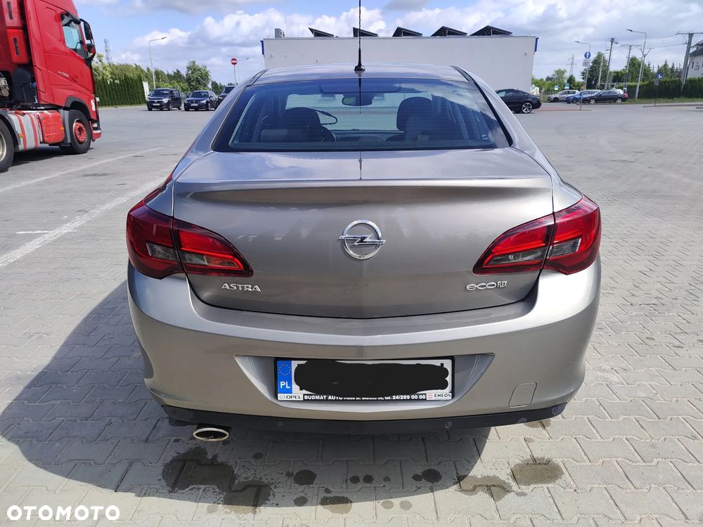 Opel Astra 1.4 T Active EU6 - 5