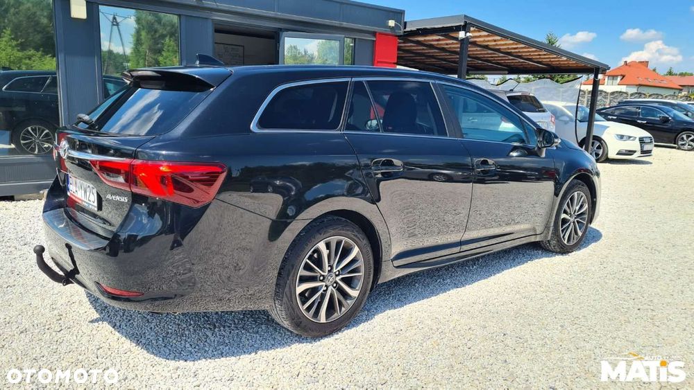 Toyota Avensis - 29