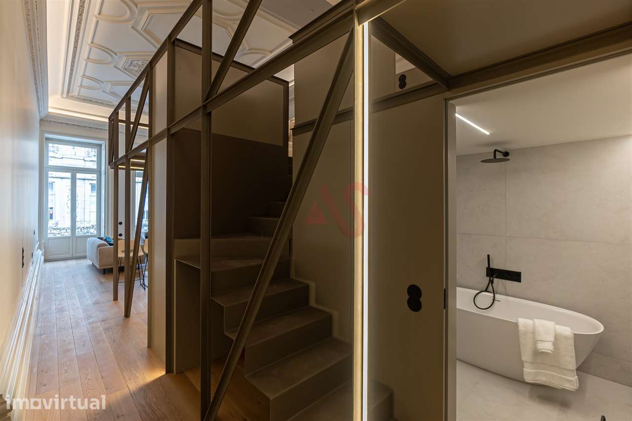Apartamentos T0+Mezzanine, no coração da Baixa do Porto - Grande imagem: 3/24