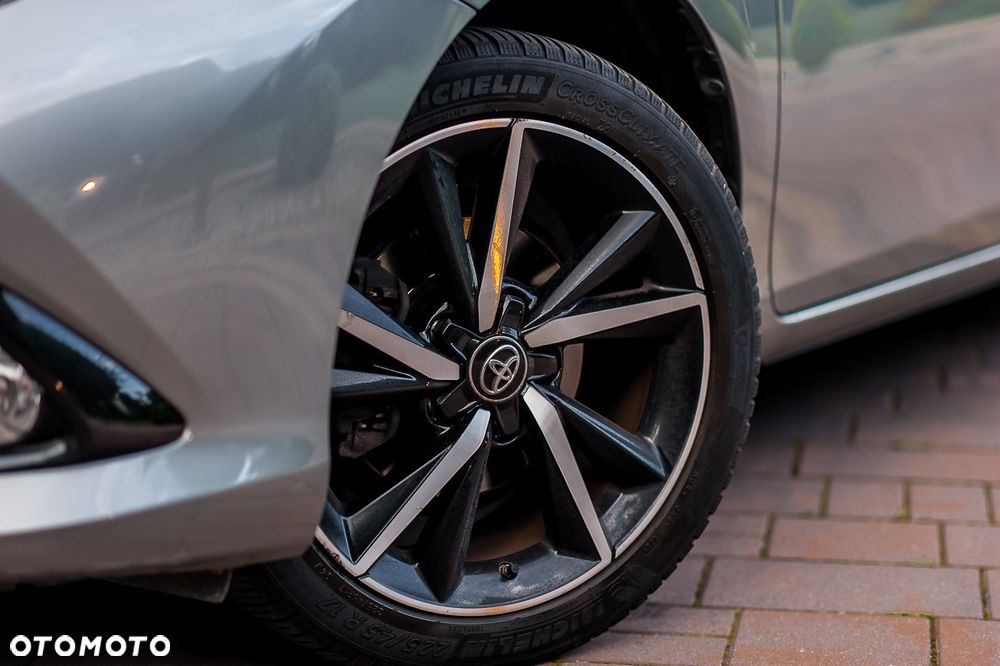 Toyota Auris 1.2 Turbo Design Edition - 11