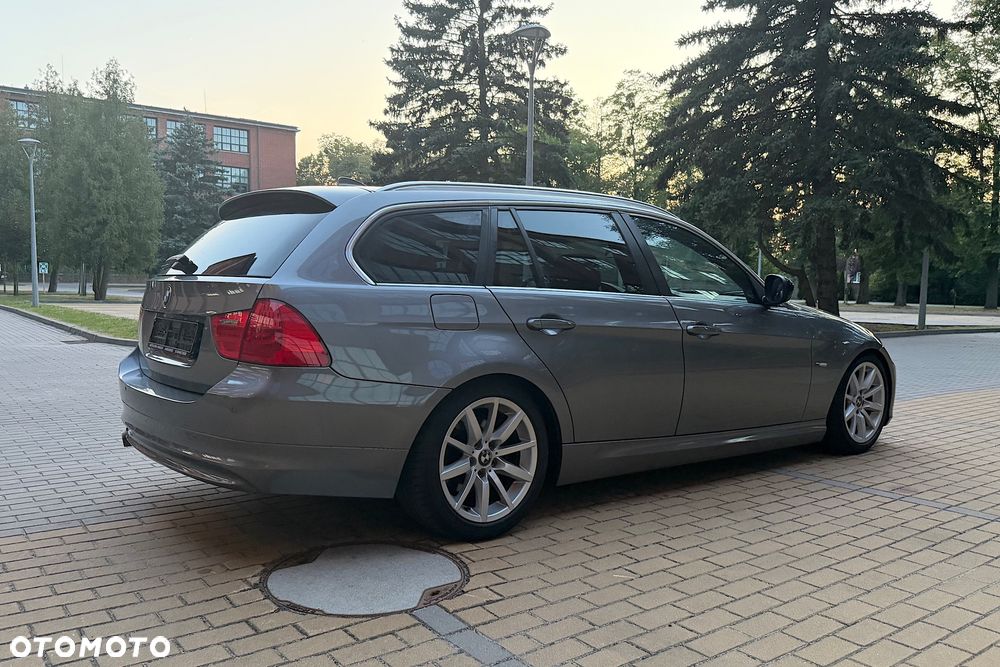 BMW Seria 3 - 17