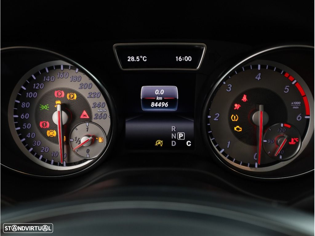 Mercedes-Benz CLA 180 d Aut. - 22