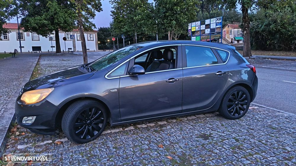Opel Astra 1.4 Enjoy - 4