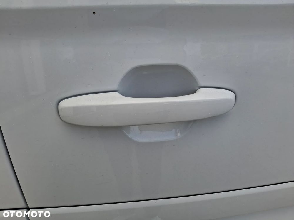 Volkswagen Transporter - 28