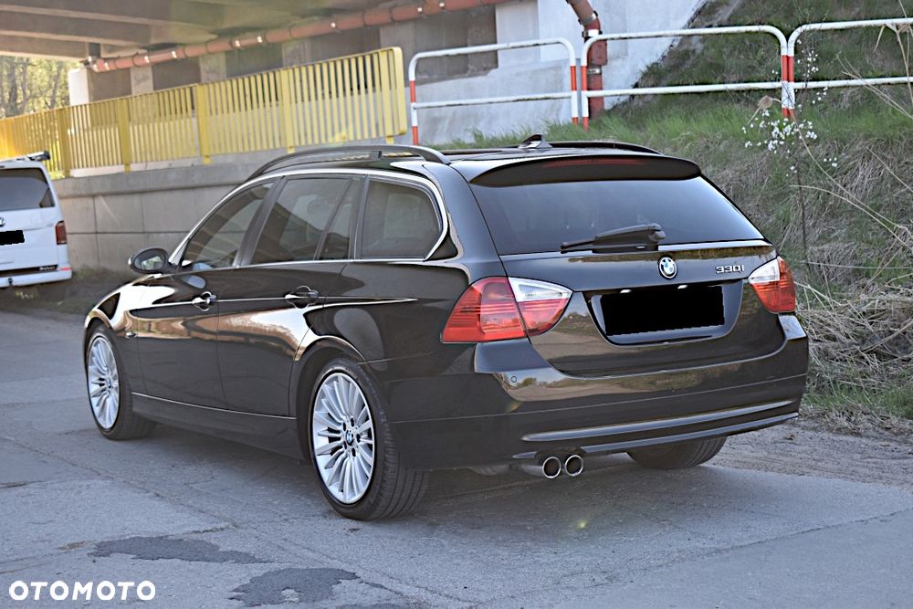 BMW Seria 3 - 16