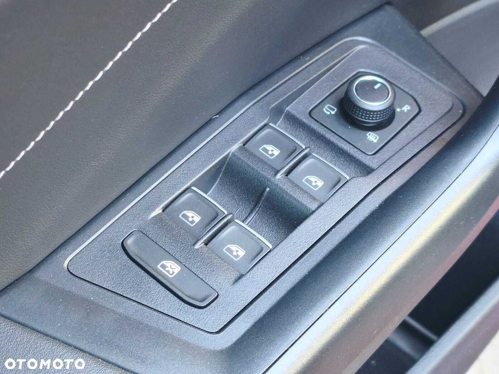 Volkswagen T-Roc 1.5 TSI R-Line DSG - 21