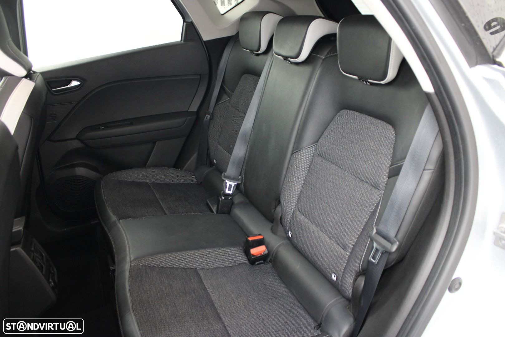 Renault Captur 1.0 TCe Techno - 26
