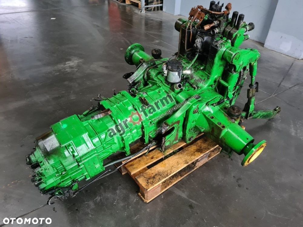 Skrzynia biegów, most tylny John Deere 6320 - 1