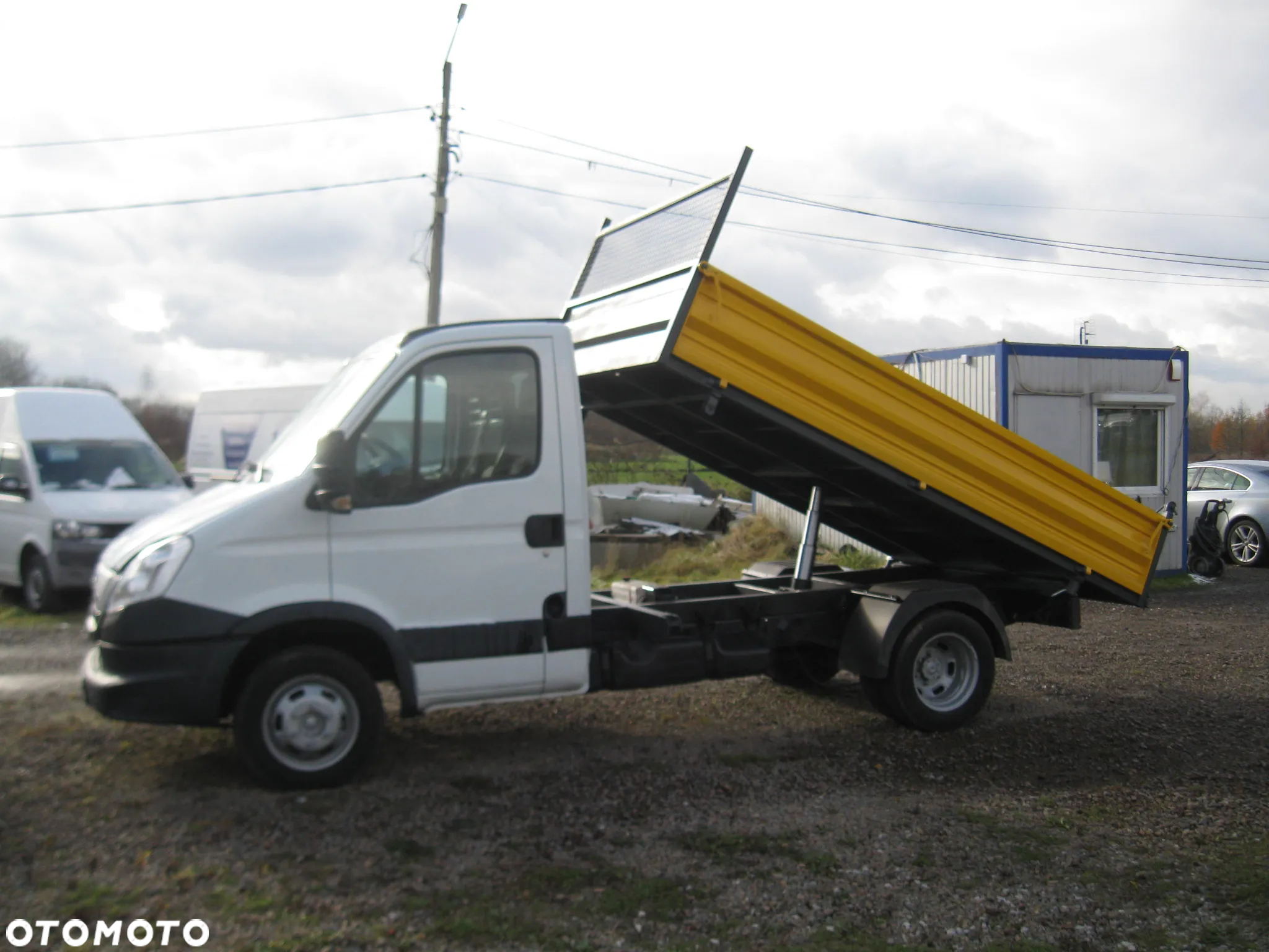 Iveco DAILY 35C. ORYGINALNA  WYWROTKA NA 3- STRONY Z WŁOCH. - 16