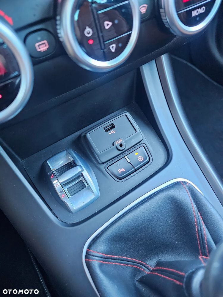 Alfa Romeo Giulietta 1.4 TB 16V Veloce - 35