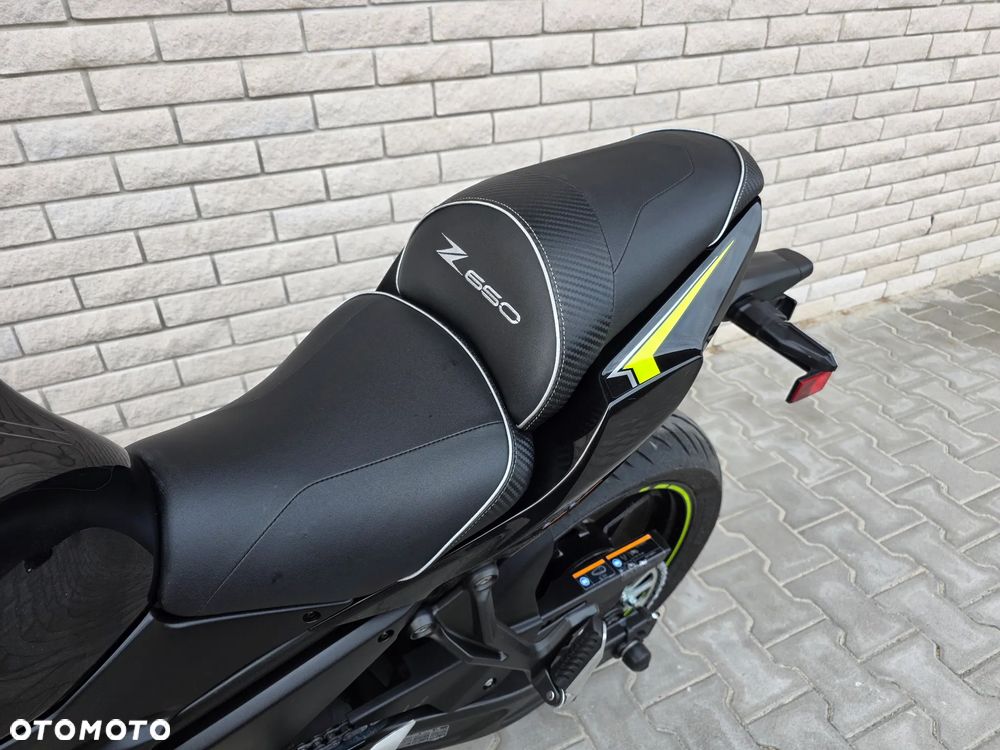 Kawasaki Z 650 - 18