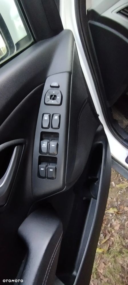 Hyundai ix35 1.7 CRDi Comfort 2WD - 9