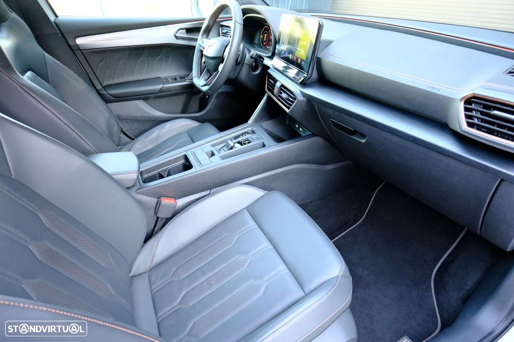 Cupra Leon 1.4 e-Hybrid VZ DSG - 10