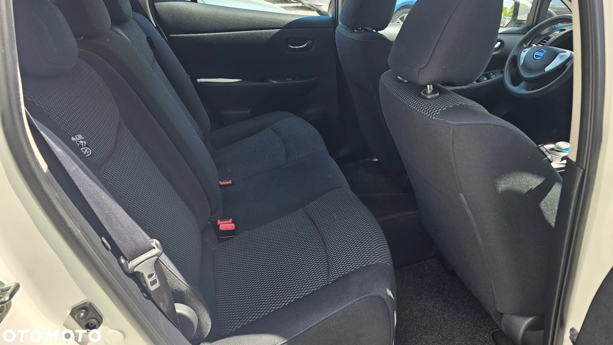 Nissan Leaf 24 kWh (mit Batterie) Limited Edition - 14
