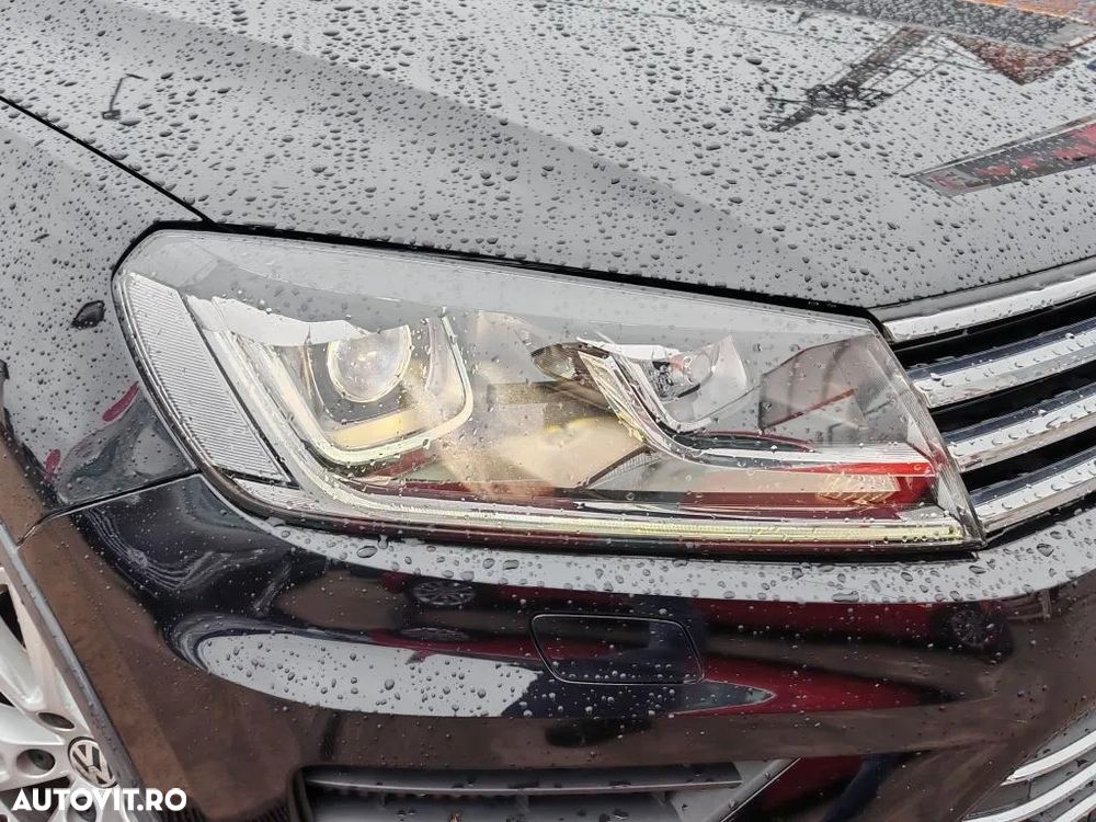 Volkswagen Touareg 3.0 V6 TDI SCR Blue Motion DPF Automatik - 24