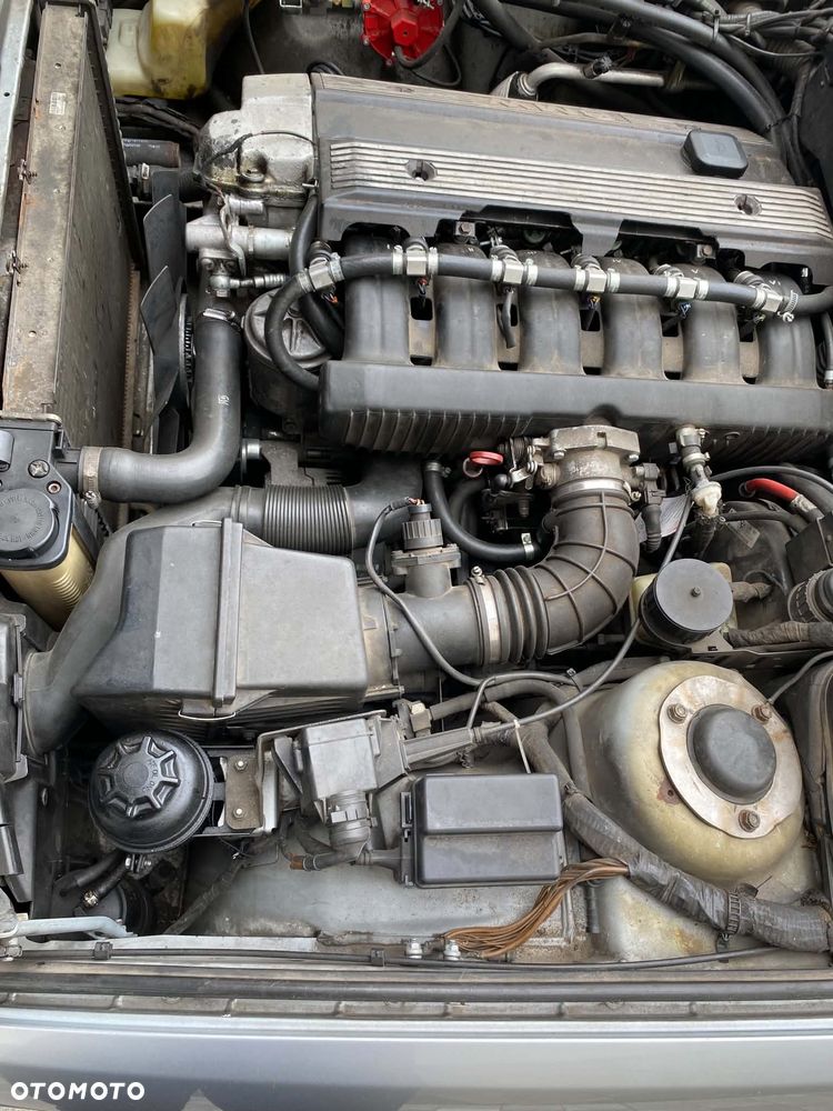 BMW Seria 5 525i - 11