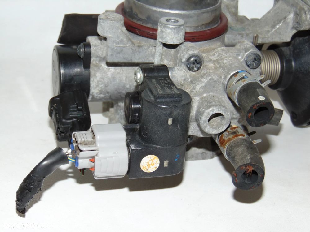 Przepustnica silniczek silnik krokowy potencjometr B1020BG08 22270-97401 89452-97401 Daihatsu Sirion 2 II 1.3 benzyna 04-08r - 13