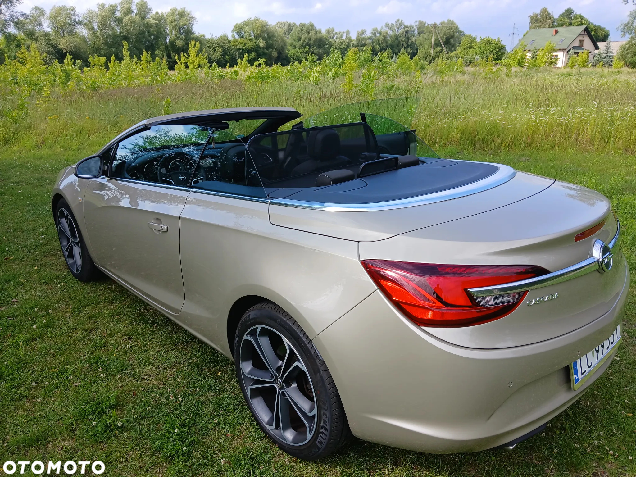 Opel Cascada 1.4 T Cosmo S&S EU6 - 14