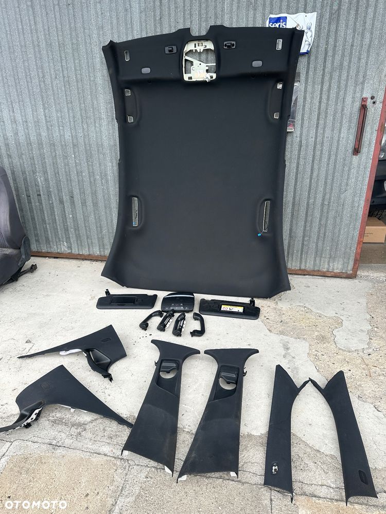 MERCEDES E 213 AMG podsufitka słupek lampka daszek czarna - 1