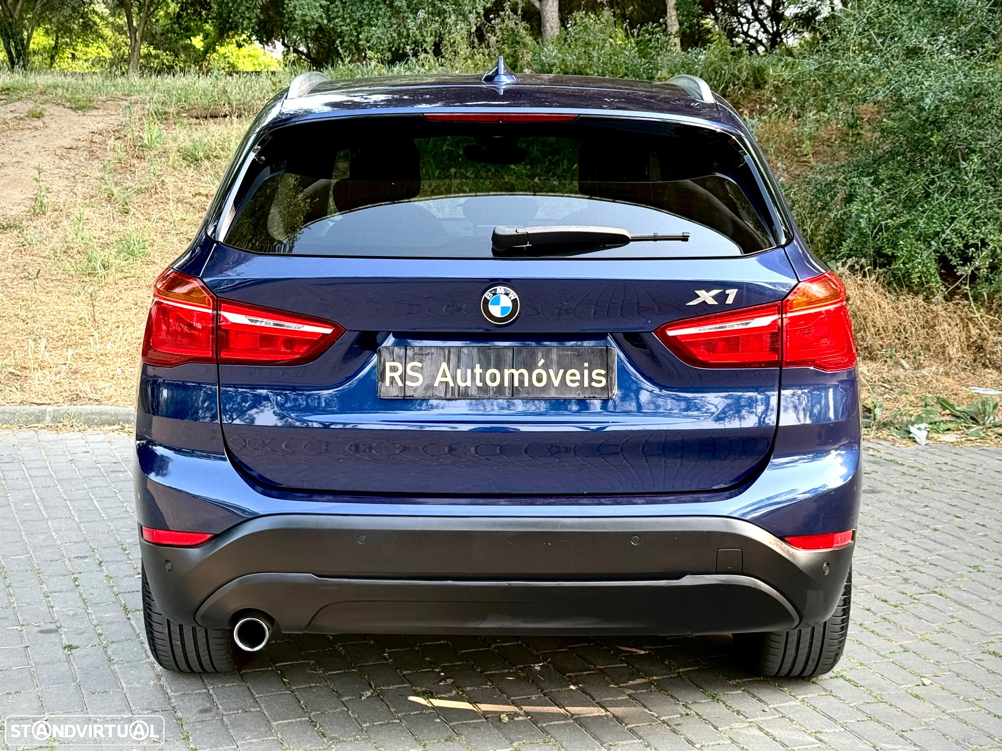 BMW X1 18 d sDrive Auto Advantage - 11