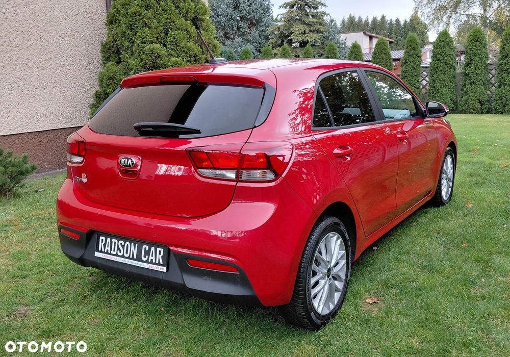 Kia Rio - 10