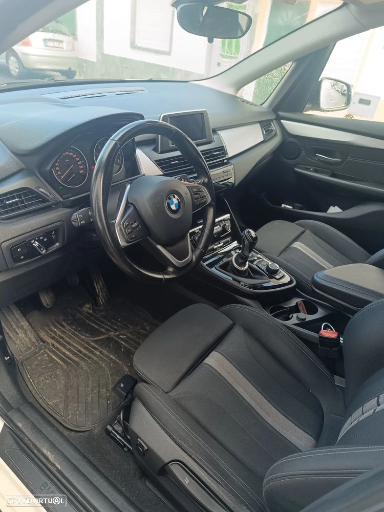 BMW 216 Active Tourer d Luxury Line - 5