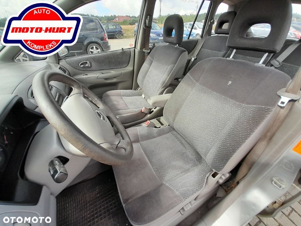 Fotele Kanapa Środek Mazda Premacy