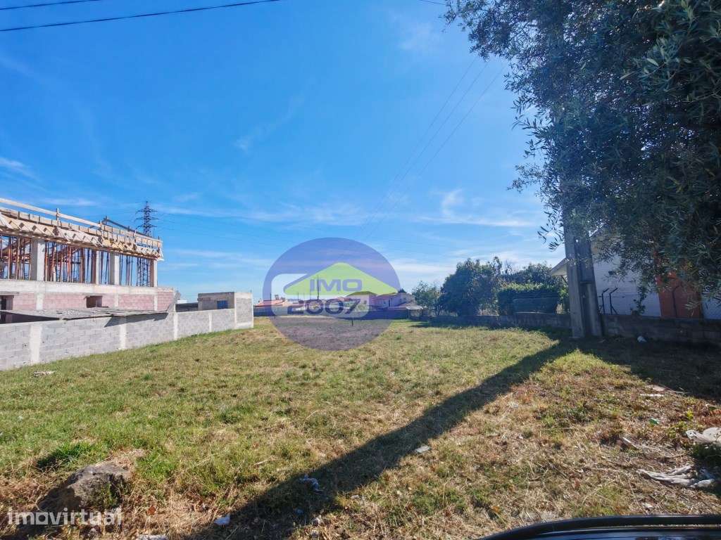 Terreno para moradia isolada - Grande imagem: 2/12