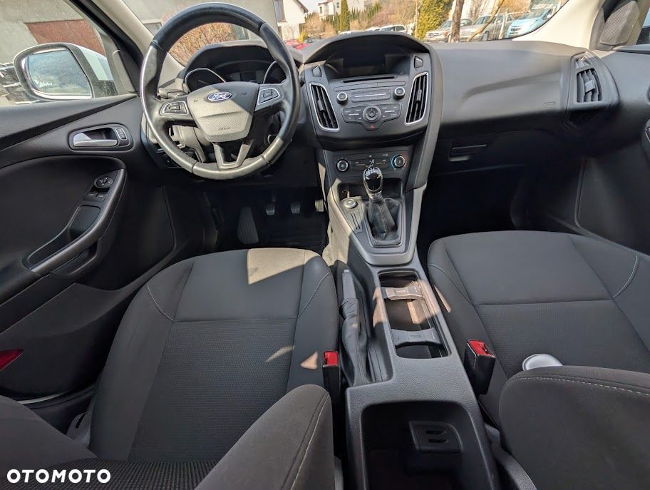 Ford Focus 1.6 Edition - 11
