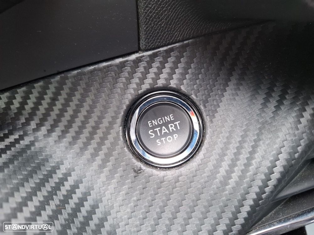 Peugeot 208 1.2 PureTech Allure EAT8 - 20