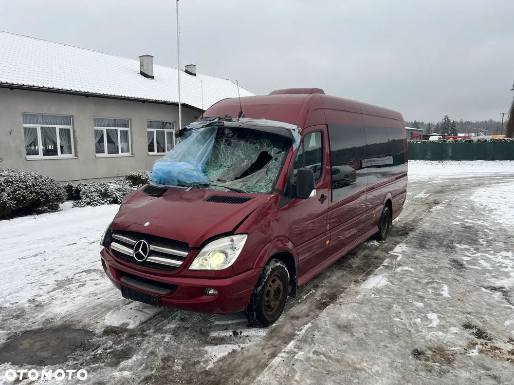 Mercedes-Benz Sprinter - 1