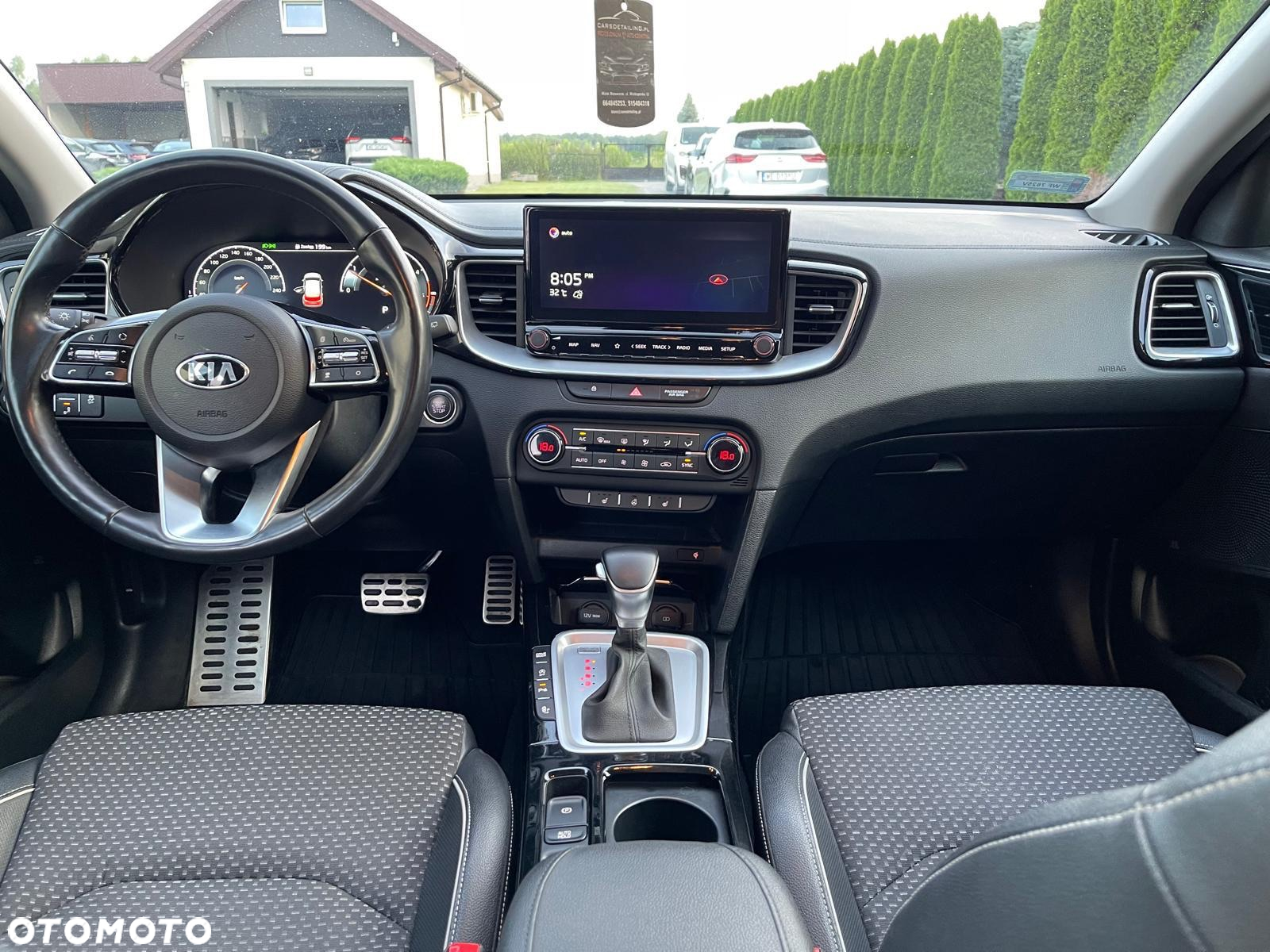 Kia Ceed 1.6 CRDi SCR L Business Line DCT - 24