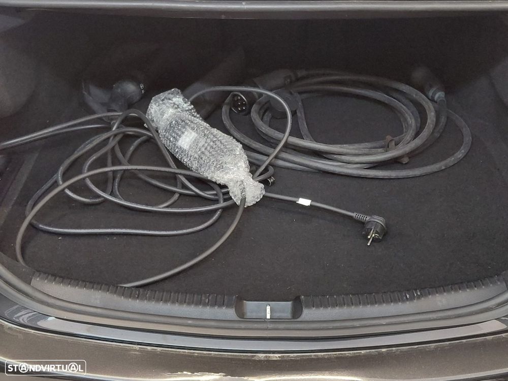 Mercedes-Benz C 300 - 11