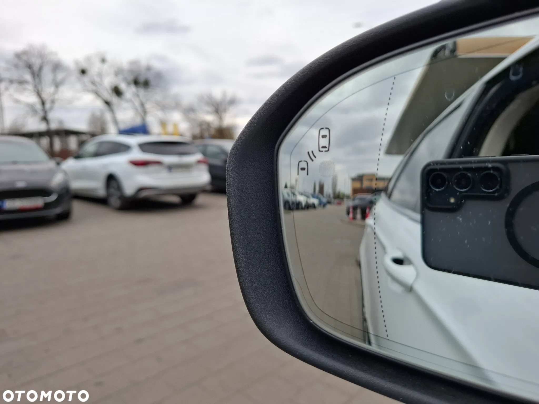 Ford Mondeo 2.0 EcoBlue Titanium - 28