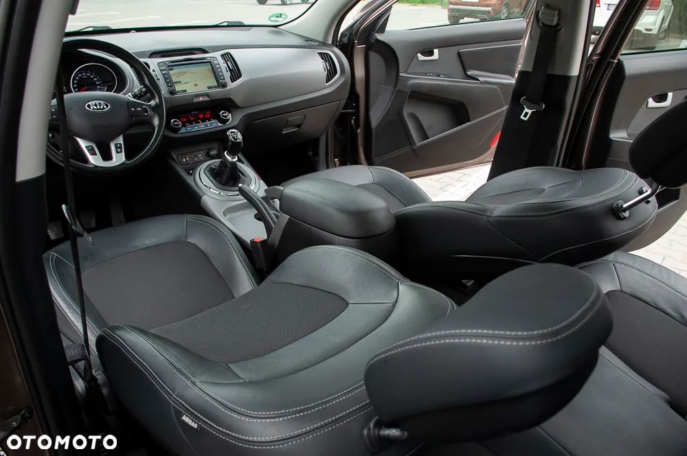 Kia Sportage 2.0 GDI 2WD Vision - 23