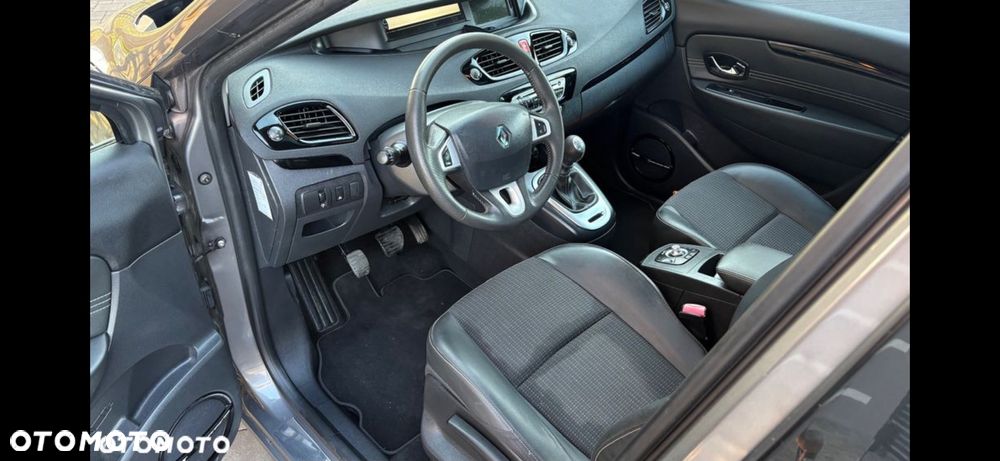 Renault Scenic TCe 130 Bose Edition - 10