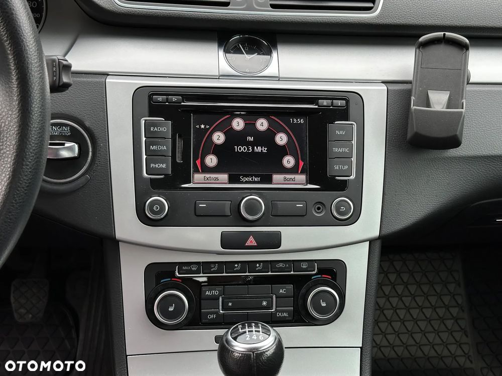 Volkswagen Passat 1.4 TSI BlueMotion Technology Exclusive - 12