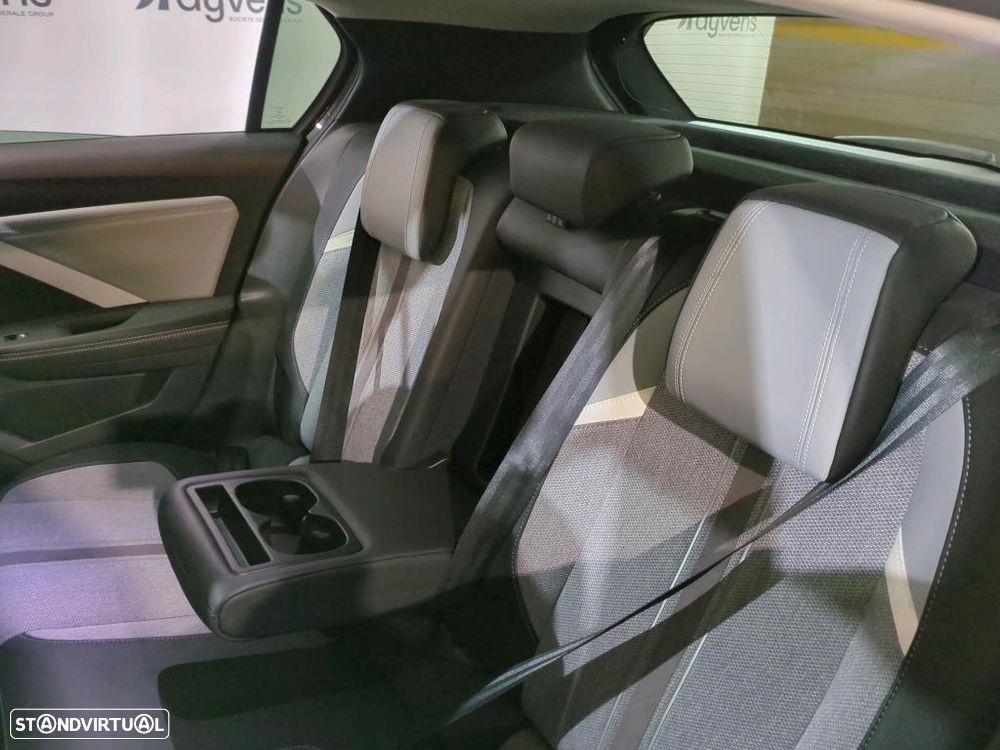 Opel Astra 1.5 D Elegance - 8