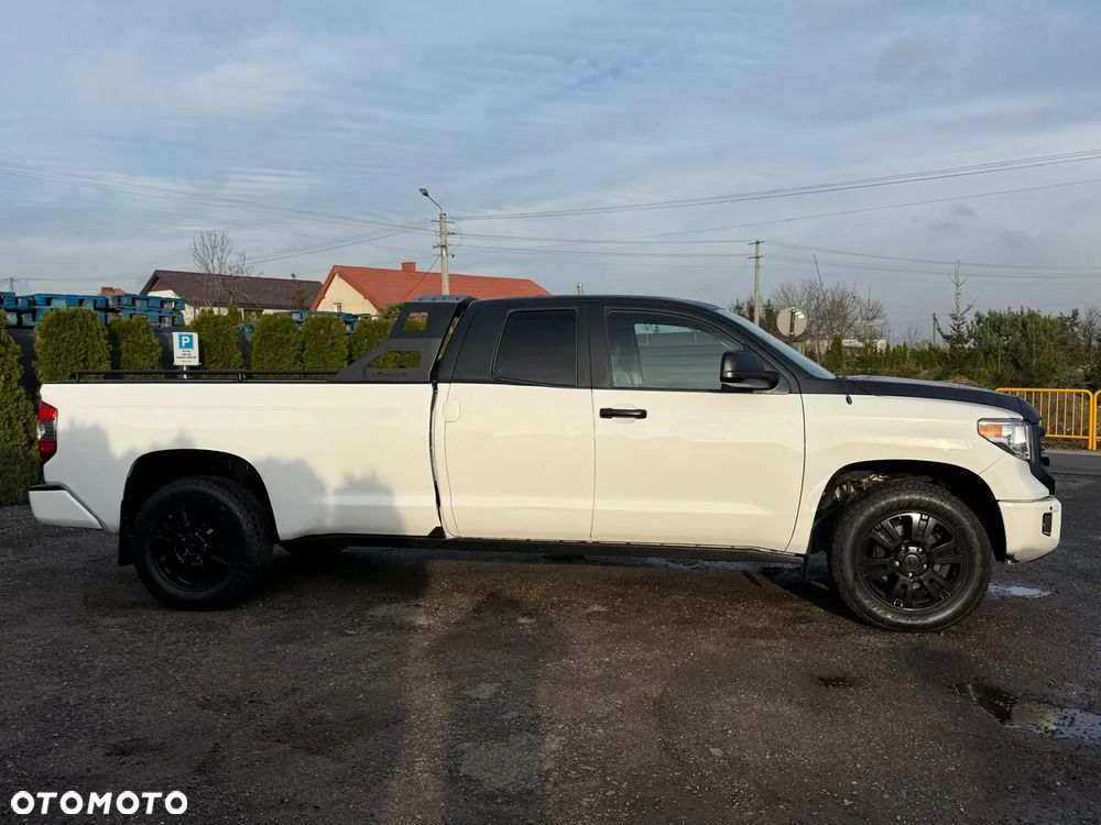 Toyota Tundra - 5