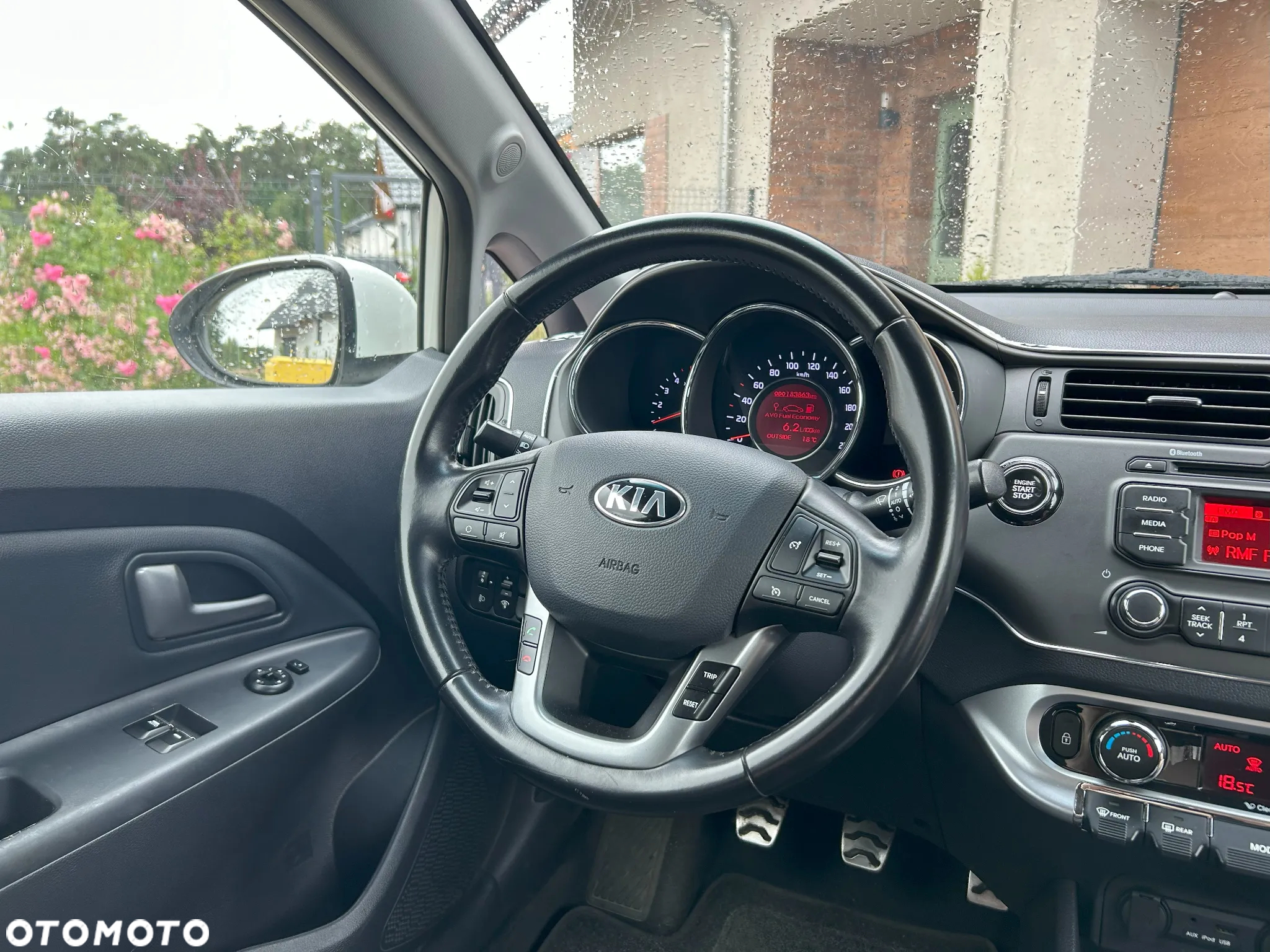 Kia Rio 1.4 crdi XL - 12