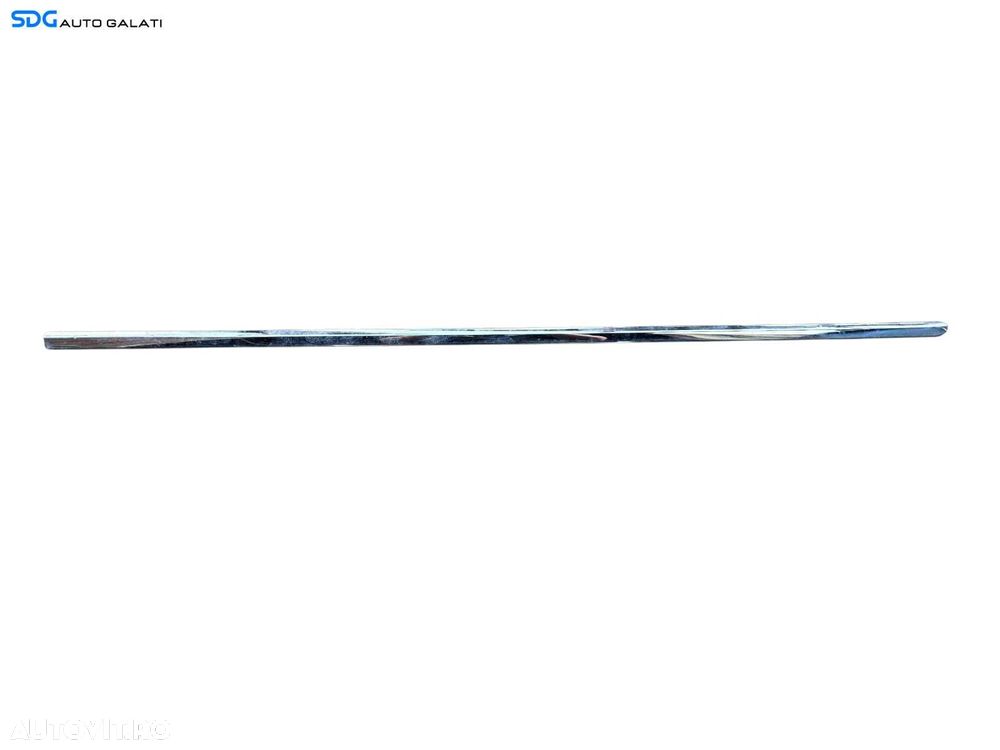 Bandou Ornament Crom de pe Usa Portiera Dreapta Fata Volkswagen Passat B6 2005 - 2010 cod 3C0853516C [B0081] - 1