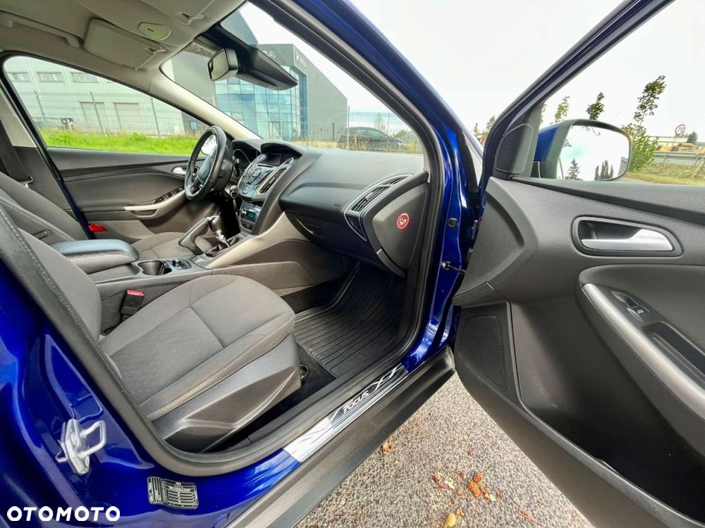 Ford Focus - 30