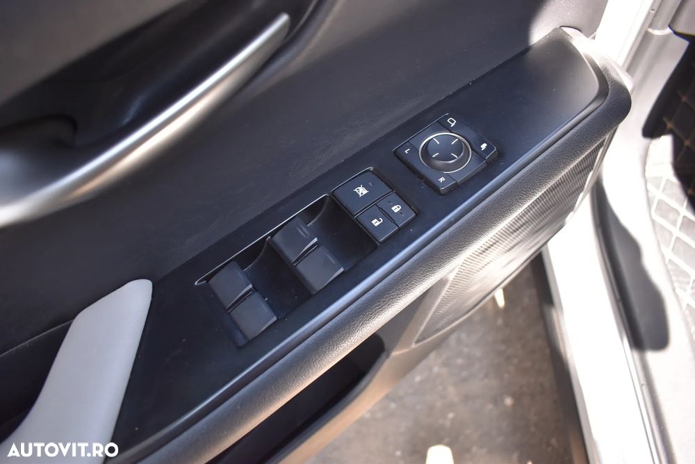 Lexus UX 250h E-FOUR Executive - 18