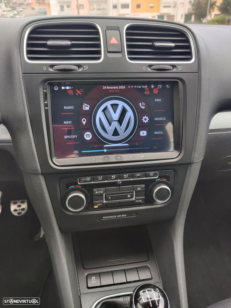 VW Golf 1.6 TDi Edition - 11