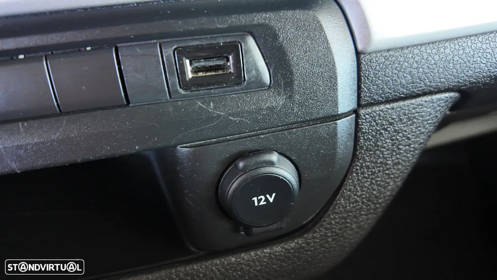 Peugeot Traveller L2 1.5 BlueHDi 120 Allure - 27