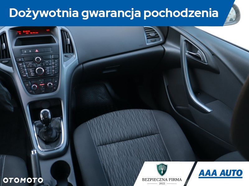 Opel Astra - 10