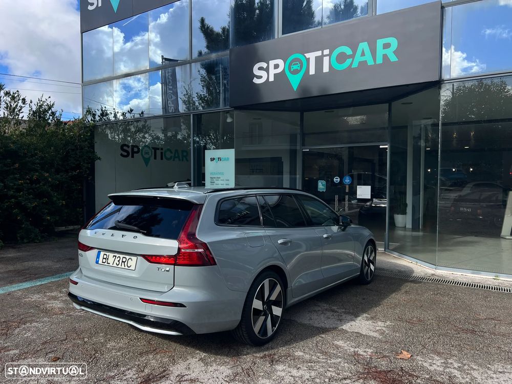 Volvo V60 2.0 T6 AWD TE Plus Dark - 6
