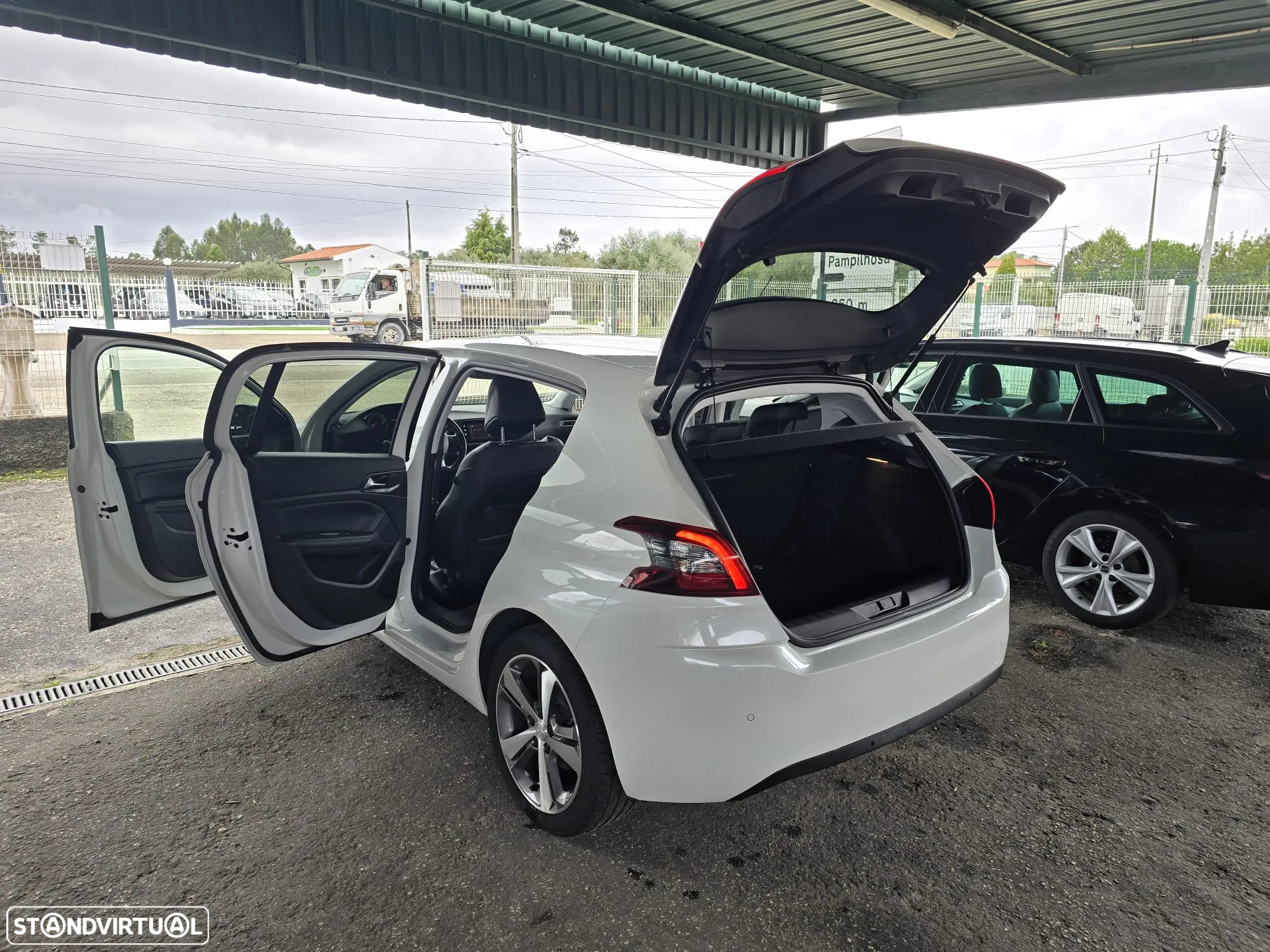 Peugeot 308 1.5 BlueHDi Allure Pack - 33